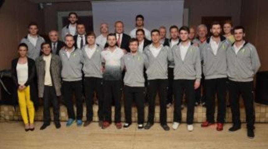 Başkan Keleş&rsquo;ten Voleybolculara Prim S&ouml;z&uuml;