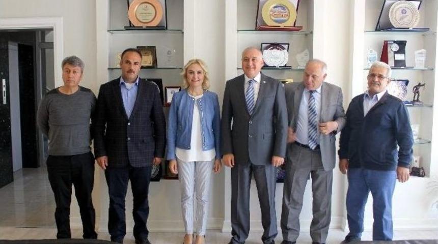 Chp Adayı &Ccedil;alıkuşu, "esnaf Hayatımızın &Ouml;z&uuml;d&uuml;r, &Ouml;zetidir, Kendisidir"