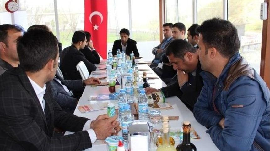 Tarım Orman &Ccedil;alışanları Sason&rsquo;da &Uuml;yeleriyle Bir Araya Geldi