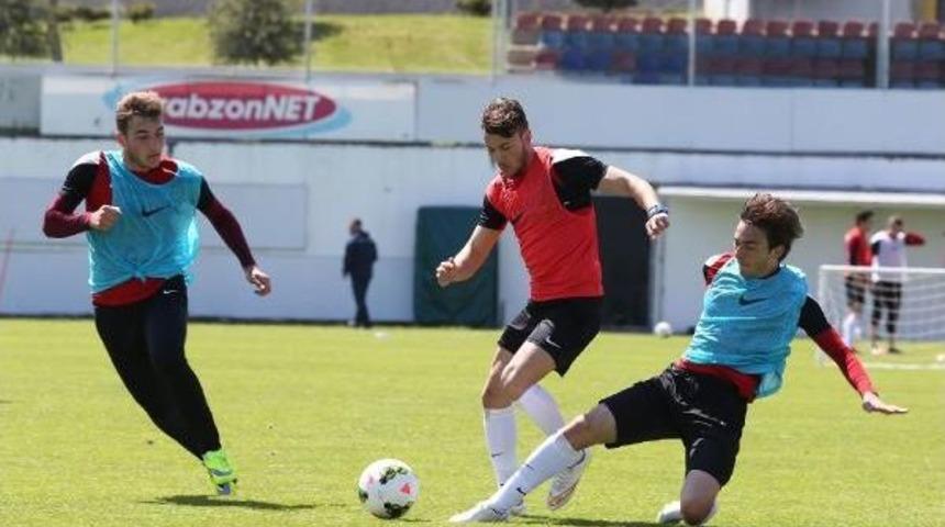 Trabzonspor'da Galatasaray Ma&ccedil;ının Hazırlıkları S&uuml;r&uuml;yor