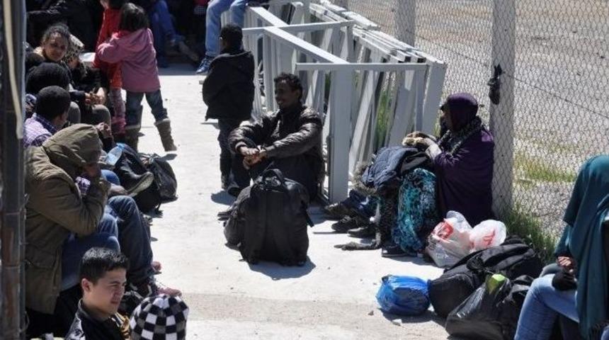 &Ccedil;anakkale&rsquo;de M&uuml;lteci Operasyonu