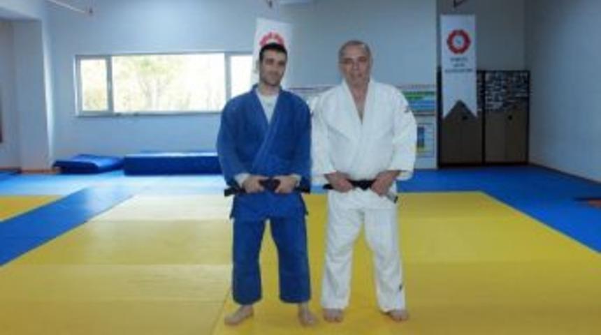Yalovalı Veteran Judocu Avrupa Şampiyonası&rsquo;na Hazırlanıyor