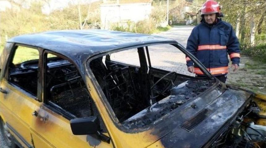 Seyir Halindeyken Alev Aldı