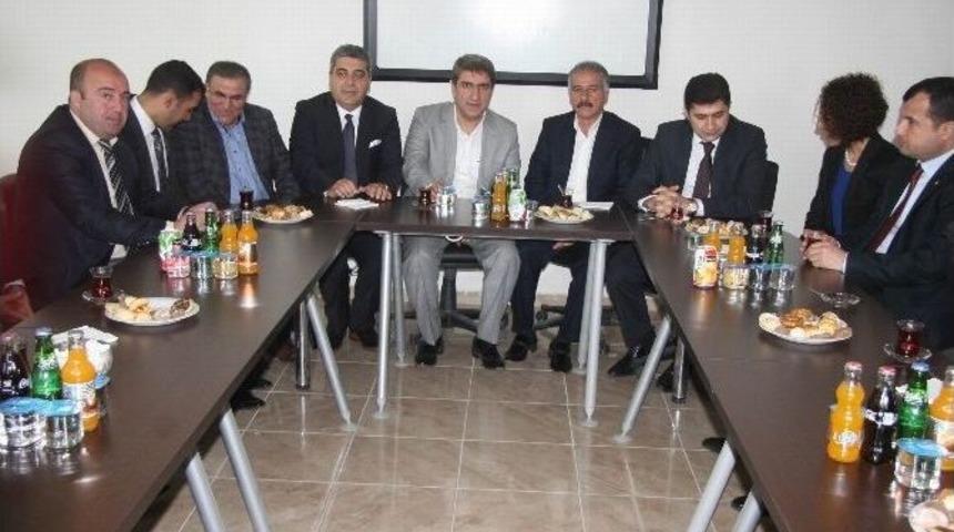 Disiad&rsquo;dan Osb&rsquo;ye Ziyaret