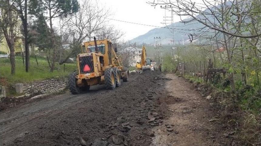 Yollar Asfalta Hazırlanıyor