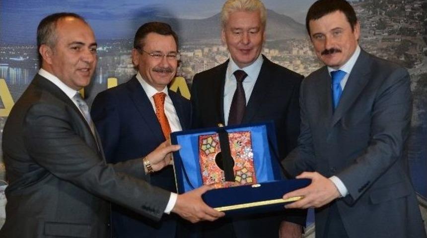 Ankara İle Moskova Arasında Ticari İşbirliği Anlaşması İmzalandı