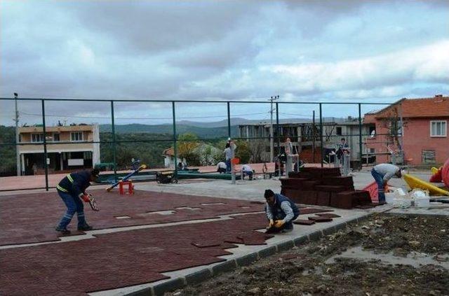 Ulubeyler Mahallesine &Ccedil;ok Ama&ccedil;lı Spor Kompleksi 1