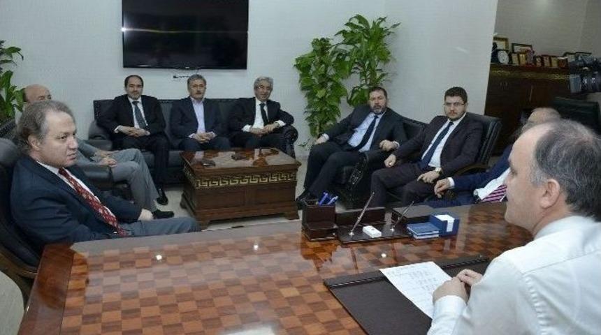 Turizm Temsilcileri Başkan G&uuml;rlesin&rsquo;i Ziyaret Etti