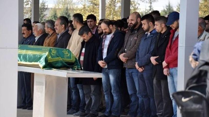 Almanya&rsquo;da &Ouml;len Kalbi Delik &Ccedil;ocuk Malatya&rsquo;da Toprağa Verildi