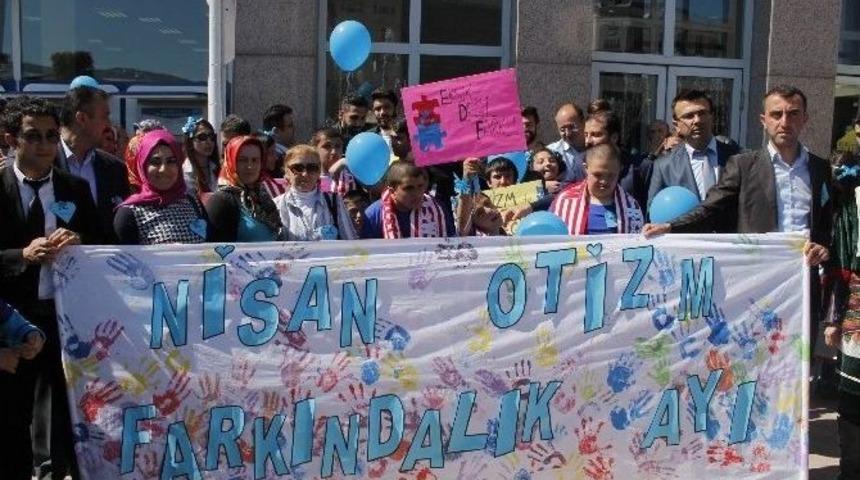 Bolu&rsquo;da Otizm Farkındalık Ayı Y&uuml;r&uuml;y&uuml;ş&uuml; Yapıldı