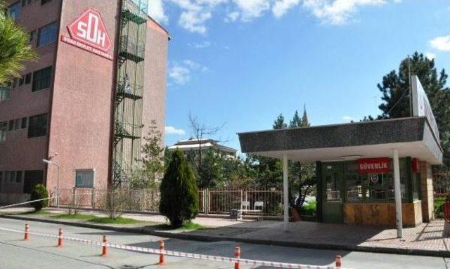 Hastane &Ouml;n&uuml;ne Bırakılan &Ccedil;anta Panik Yarattı 2