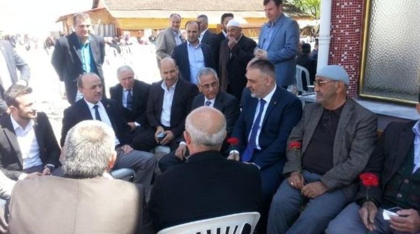 Milletvekili Adayı Hacıey&uuml;poğlu Kutlu Doğum Programına Katıldı