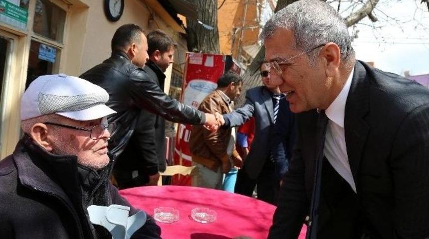 Başkan Tarhan, Kırsal Mahallelerde Sorunları Dinledi