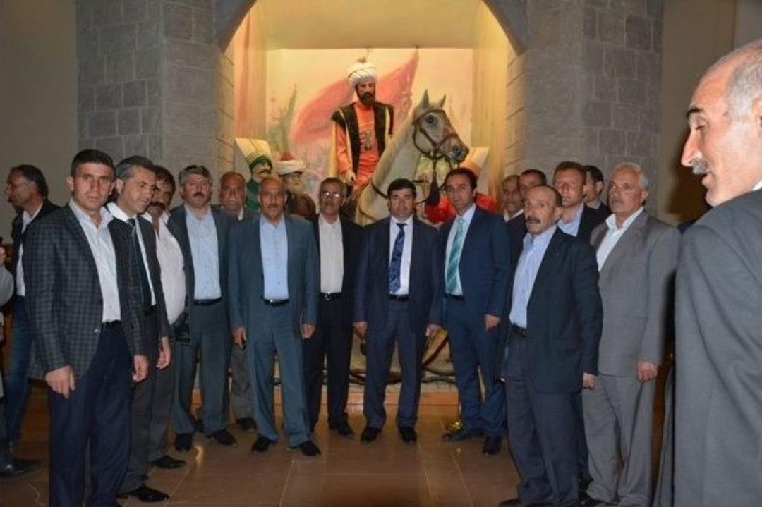 K&ouml;y Muhtarlarının İstanbul Gezisi Tamamlandı