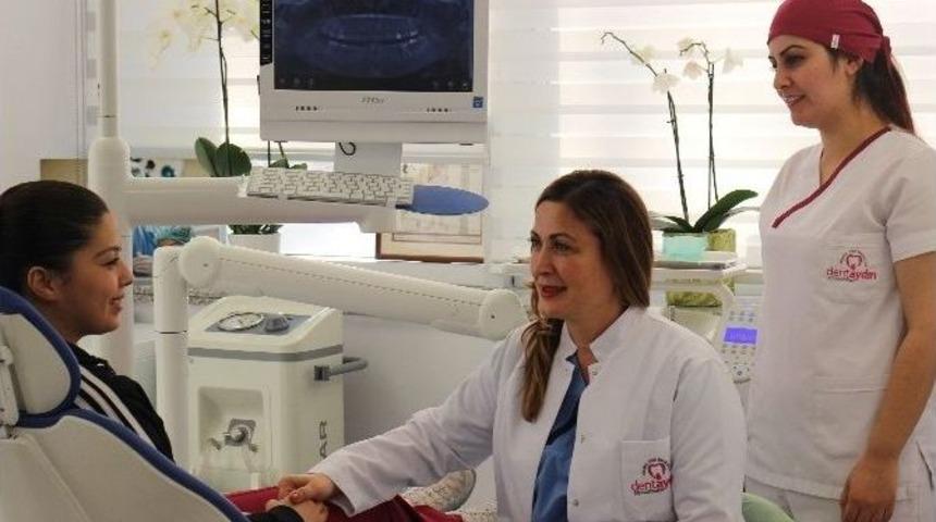 Diş Eksikliği Yaşlandırıyor