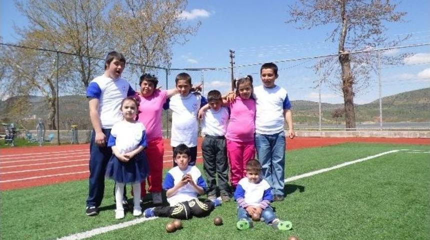 &Ouml;zel Sporcular Bocce&rsquo;yle &Ccedil;oştu