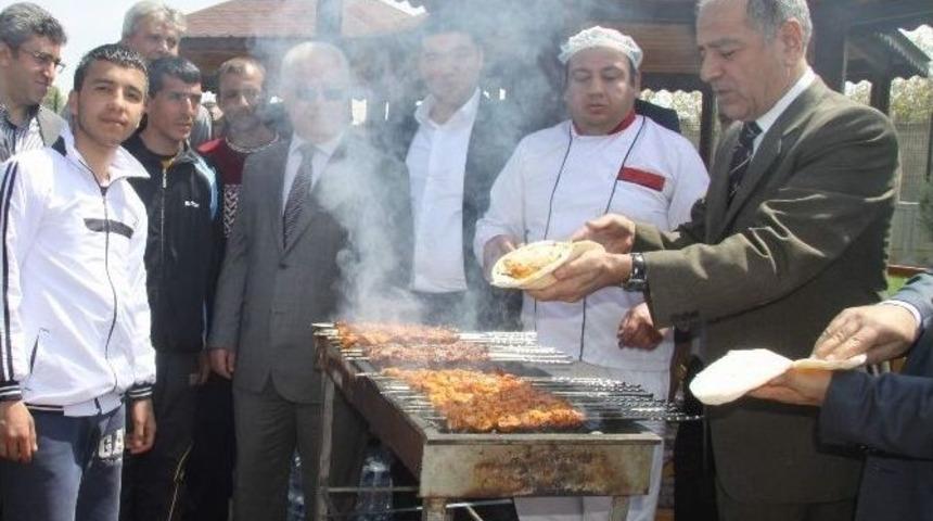 Amatem Birinci Yılı Kutlaması