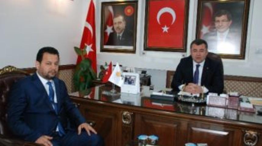 Rekt&ouml;r Adayı Mehmet Akg&uuml;l&rsquo;den Ak Parti&rsquo;ye Ziyaret