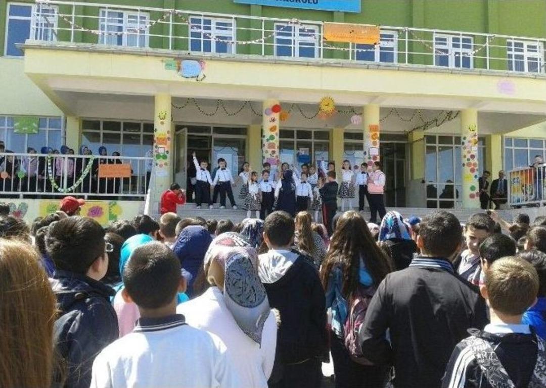 Adnan Menderes Ortaokulu&rsquo;nda Kutlu Doğum Hatası Etkinliği