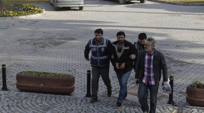&Ouml;ld&uuml;r&uuml;p, 'namus Cinayeti' Sanılsın Diye Testislerini Kesmişler