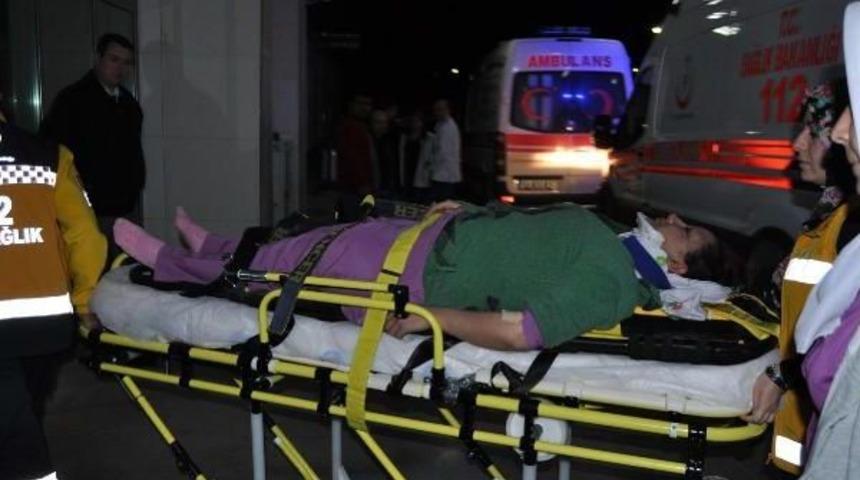 İşyerinde Eşiyle Tartışan Kadını, Yolda D&ouml;verek Hastanelik Etti