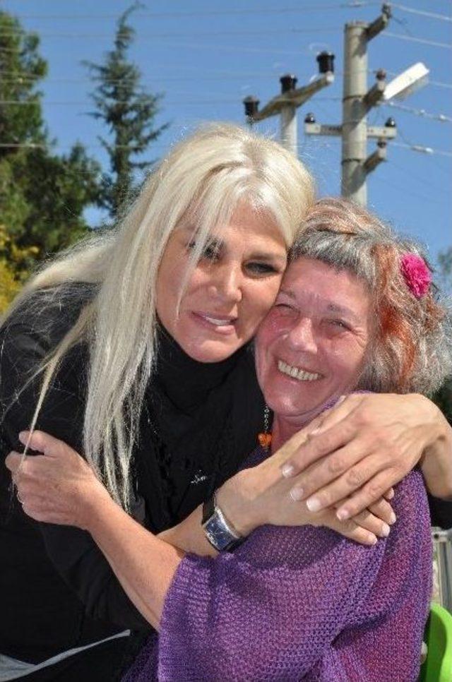 Trt Sanat&ccedil;ı Ataman, Engelsiz Yaşamevi&rsquo;nin Konuğu Oldu 1