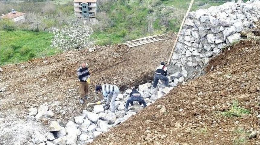 İl&ccedil;elerdeki Menfezler Genişletiliyor