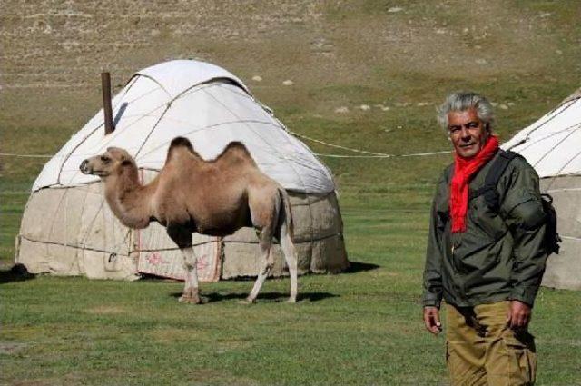 İşyerini Sattı, 16 Yılda 71 &Uuml;lkeyi Gezdi 1