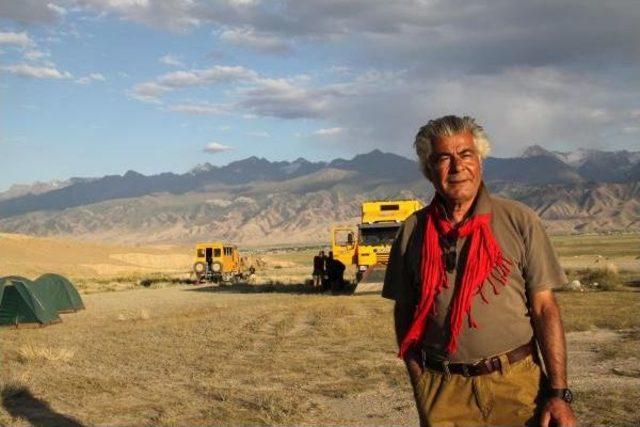 İşyerini Sattı, 16 Yılda 71 &Uuml;lkeyi Gezdi 2