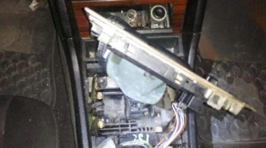 Vites Kutusuna Gizledikleri Sahte Paralarla Yakalandılar