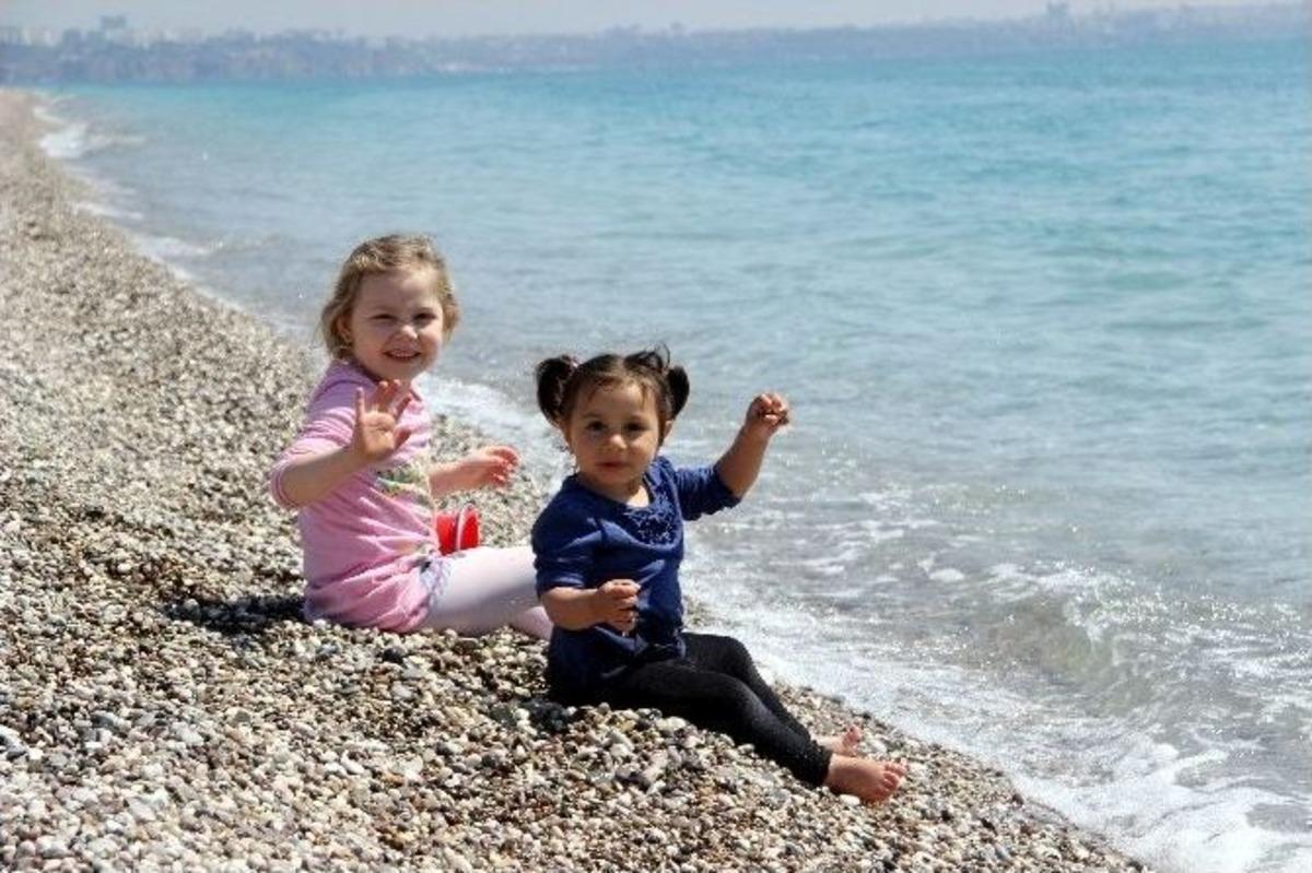 Antalya&rsquo;da Deniz Sezonu A&ccedil;ıldı