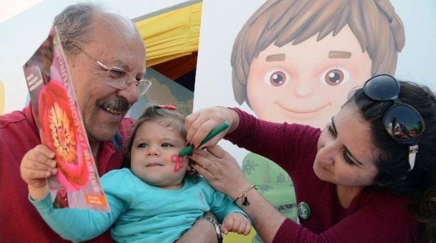 Expo &Ccedil;ocuk &Uuml;lkesi&rsquo;nde Eğlenceye Doydular