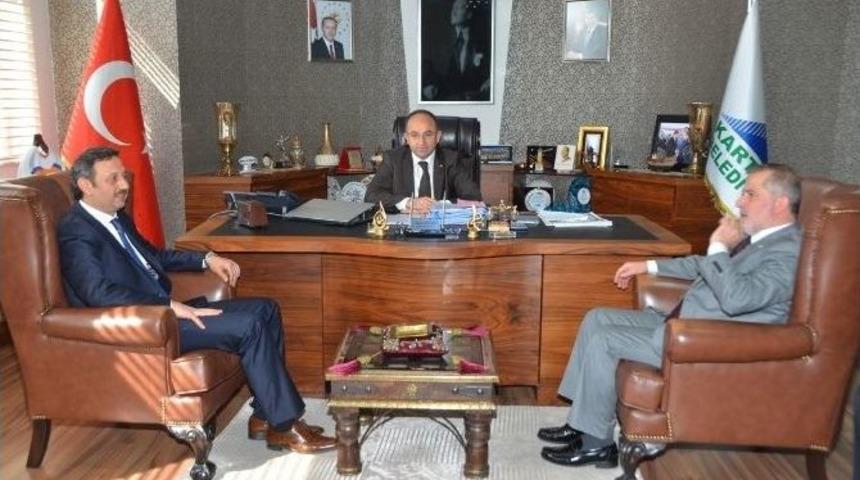 Başkan &Uuml;z&uuml;lmez, Milletvekili Adayı Yılmaz&rsquo;ı Ağırladı