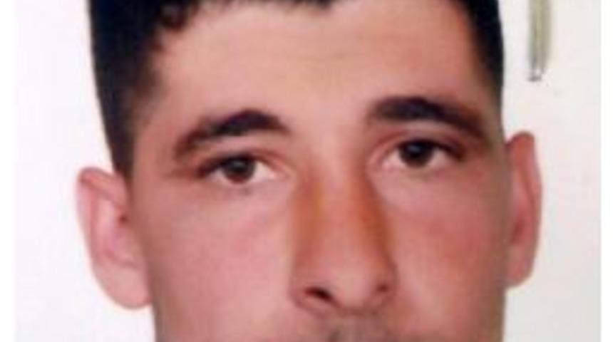 Babaannesinin G&ouml;z&uuml; &Ouml;n&uuml;nde Intihar Etti