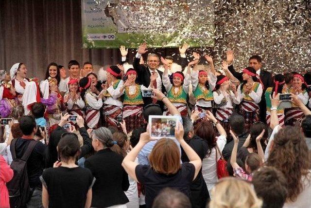 Uluslararası &Ccedil;ocuk Şenliğinde &Ccedil;ocuklar İzmir&rsquo;de Buluşacak 2