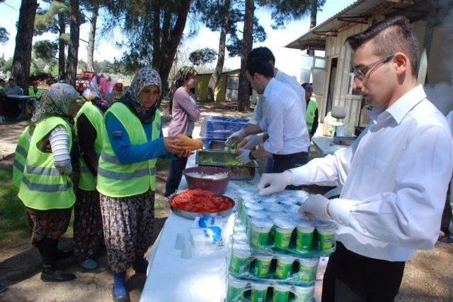 Orman İşçileri Köfte Partisinde Buluştu