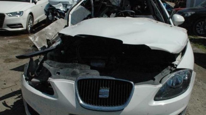 Tır&rsquo;A &Ccedil;arpan Otomobildeki 3 &Uuml;niversiteli &Ouml;ld&uuml; (2)