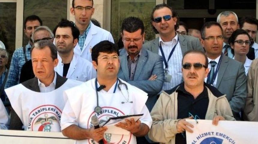 Aydınlı Tabipler Dr. Ersin Arslan&rsquo;ı Unutmadı