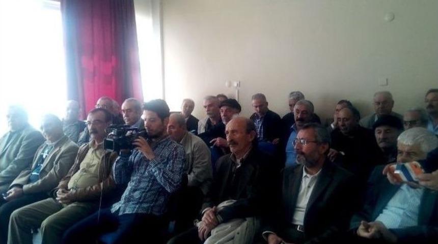 Eğitim-sen Kayseri Şube Kadın Sekreteri Necla &Uuml;nsal: