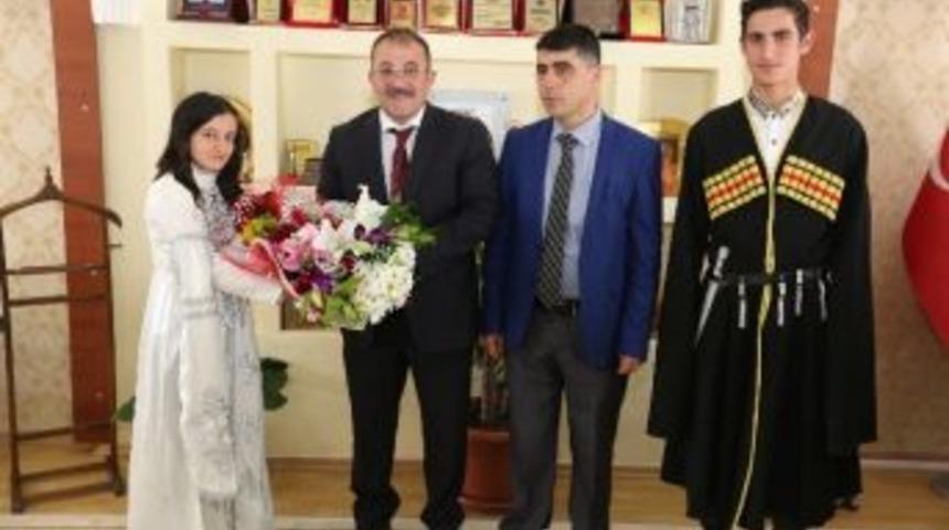 Kargab&uuml;k&uuml; Mahallesinin İsmi Anzorey Oldu