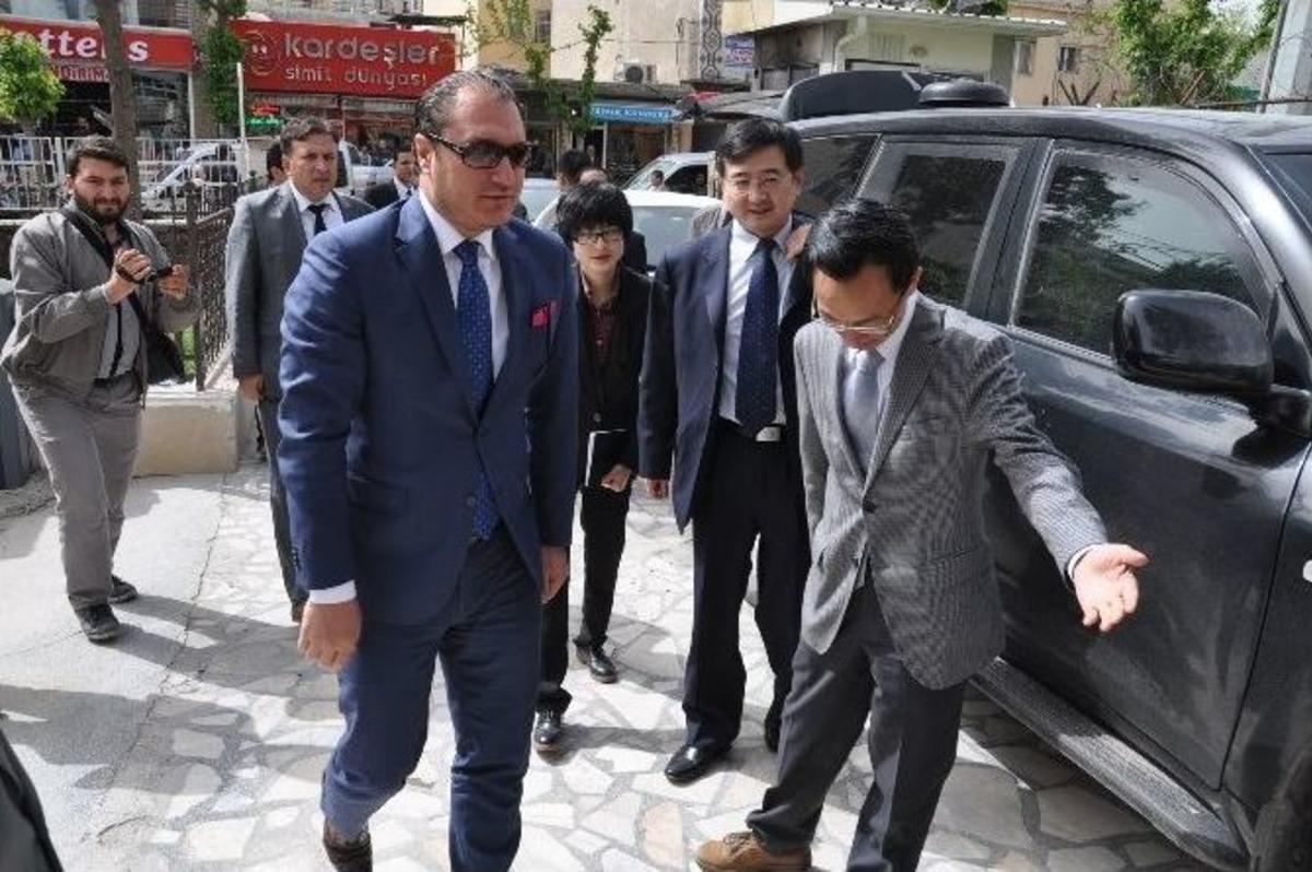 &Ccedil;in Ankara B&uuml;y&uuml;kel&ccedil;isi Hongyang Silopi Kaymakamı Arıkan&rsquo;ı Ziyaret Etti