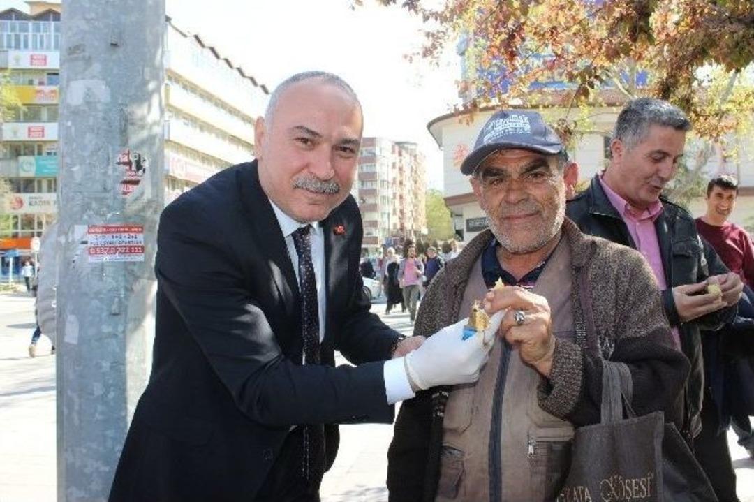 Chp&rsquo;den &lsquo;&ccedil;eyrek Patates&rsquo; Eylemi