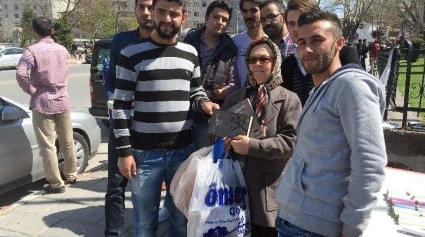 Afyonkarahisar&rsquo;lı Gen&ccedil;lerden Kutlu Doğum Etkinliği