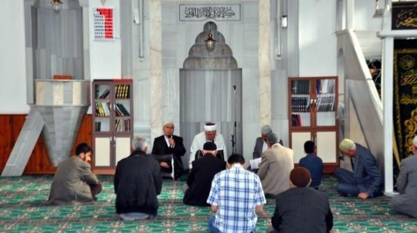 Adıyaman&rsquo;Da Turgut &Ouml;zal I&ccedil;in Mevlit Okutuldu