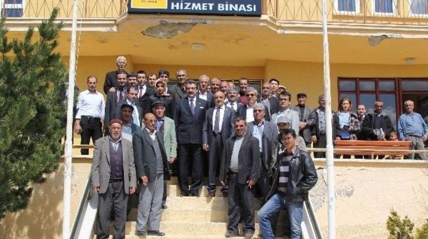 Cihanbeyli&rsquo;de &ldquo;mobil Belediye&rdquo; Uygulaması S&uuml;r&uuml;yor