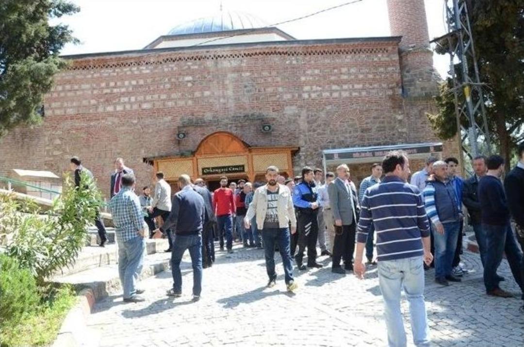 Bilecikli &Ccedil;arşı Esnafı &ldquo;kutlu Doğum Haftası&rdquo; M&uuml;nasebetiyle Pilav Dağıttı