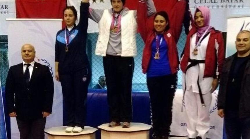 Ad&uuml;&rsquo;l&uuml; Bayan Taekwondocu Aydın&rsquo;ı Gururlandırdı