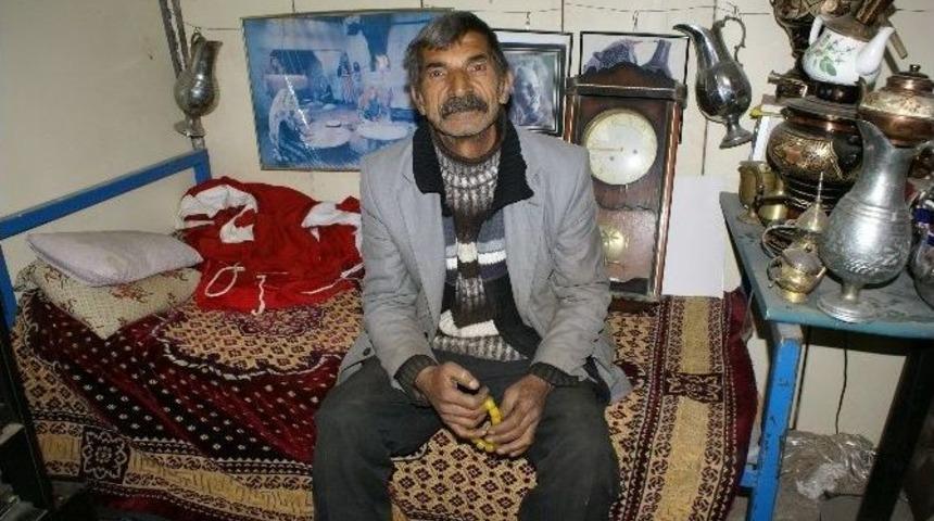 (&ouml;zel Haber) Hurdalardan Tarihi Koleksiyon Yaptı