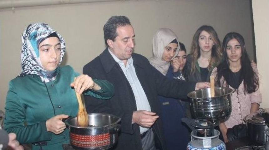 Bel&ccedil;ikalı Heyet Menengi&ccedil; Kahvesine Hayran Kaldı