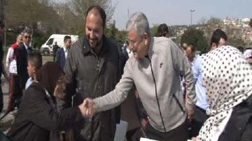 Ab Bakanı Bozkır: Se&ccedil;im Denen Olay Kavga Ortamında Olmamalı